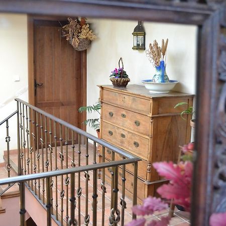 Hostal Toribio กาลาโรซา ภายนอก รูปภาพ