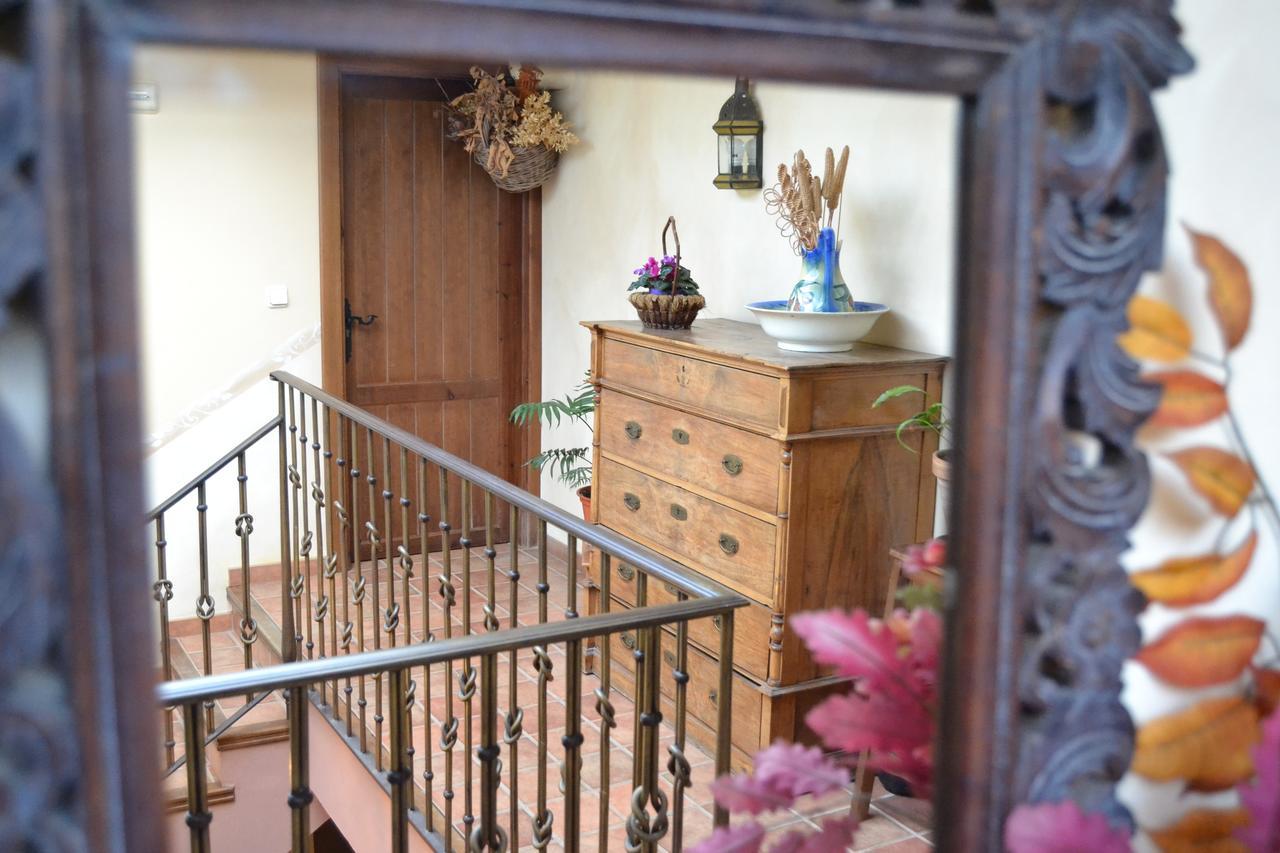 Hostal Toribio กาลาโรซา ภายนอก รูปภาพ