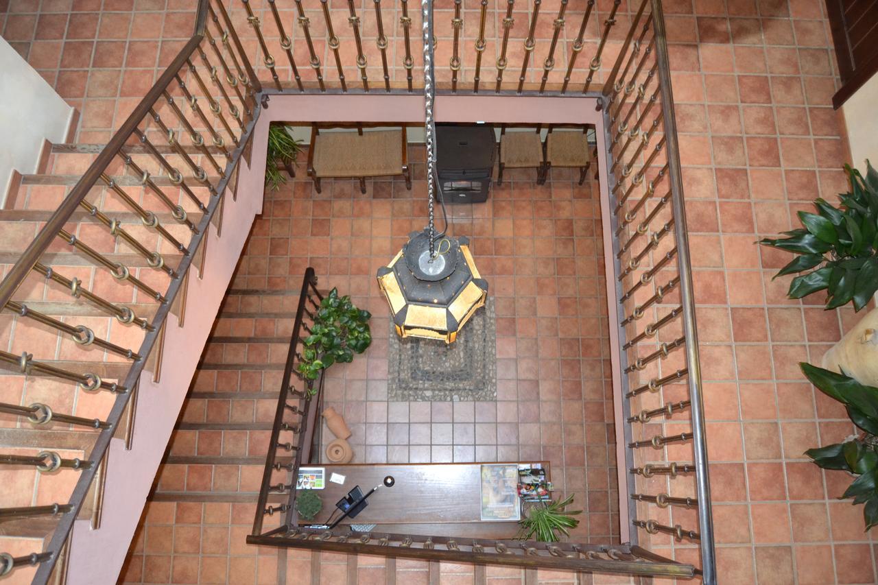 Hostal Toribio กาลาโรซา ภายนอก รูปภาพ
