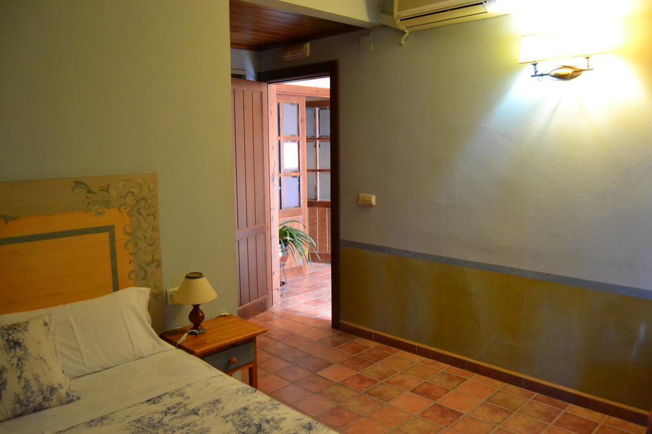 Hostal Toribio กาลาโรซา ภายนอก รูปภาพ