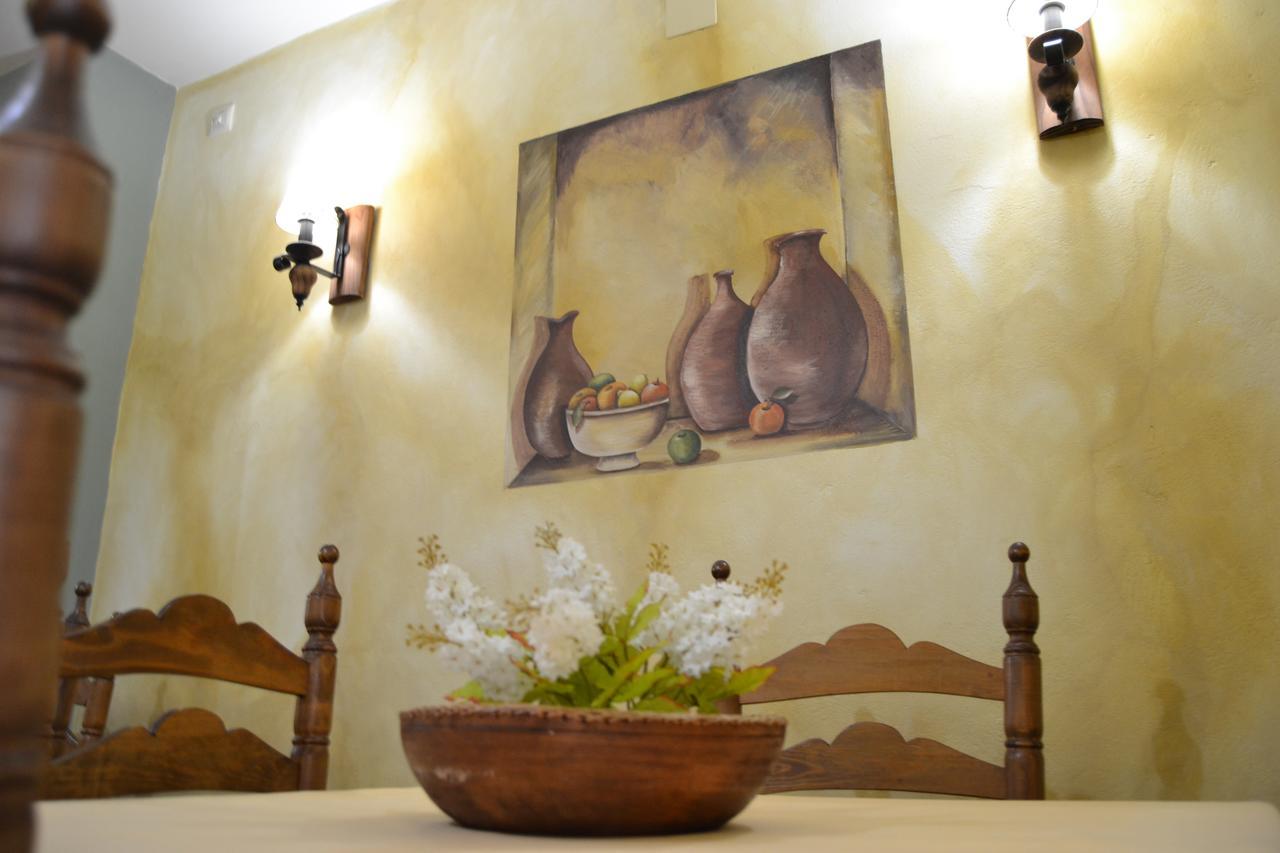 Hostal Toribio กาลาโรซา ภายนอก รูปภาพ